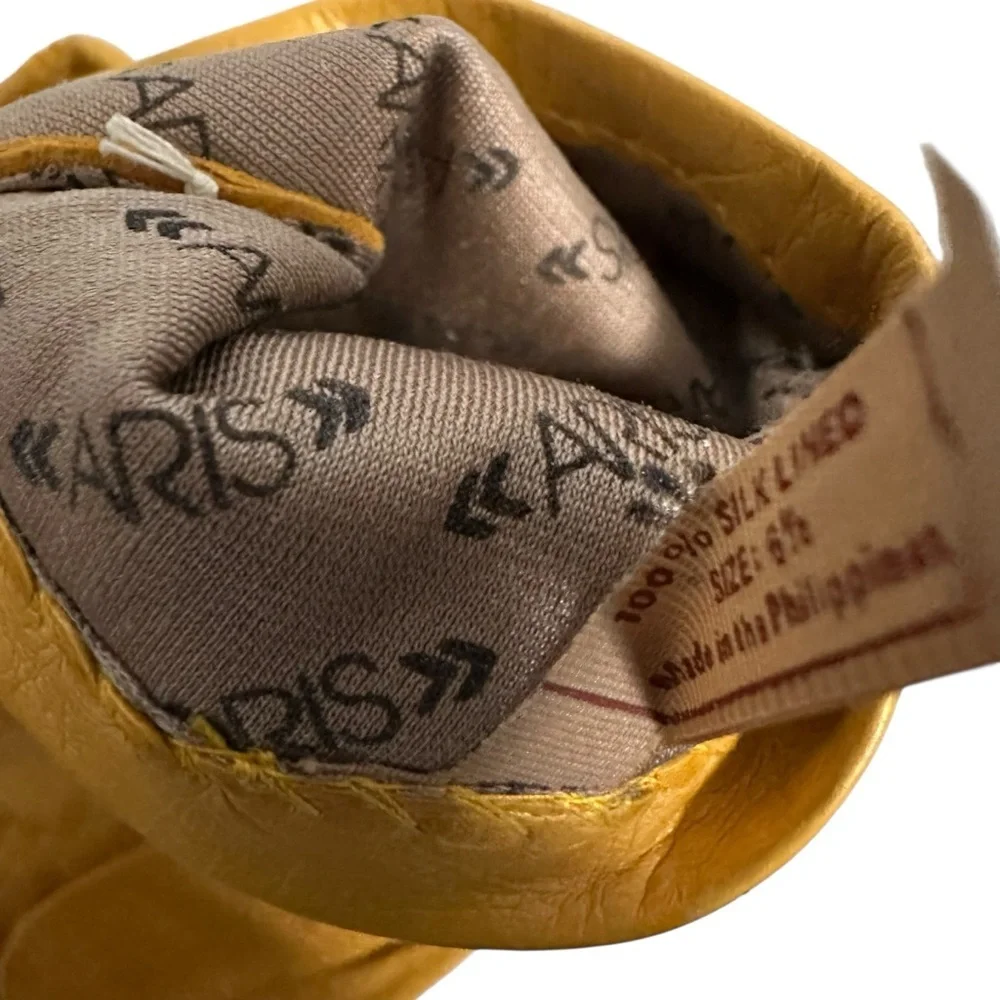 Vintage Aris Womens 100% Silk Lined Leather Gloves Size 6.5 Yellow